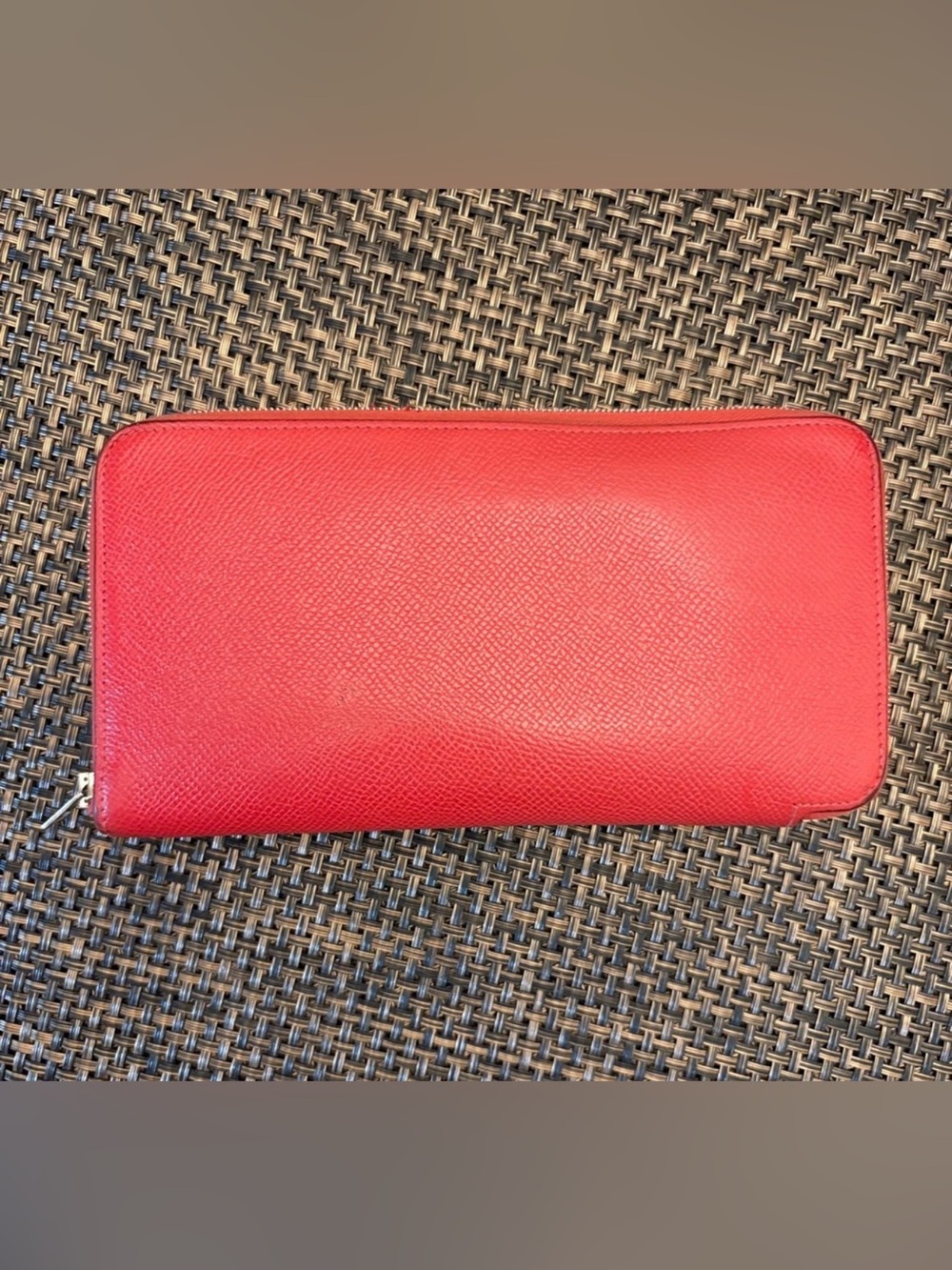 Hermes Classic Zip-Around Leather Wallet - Red
